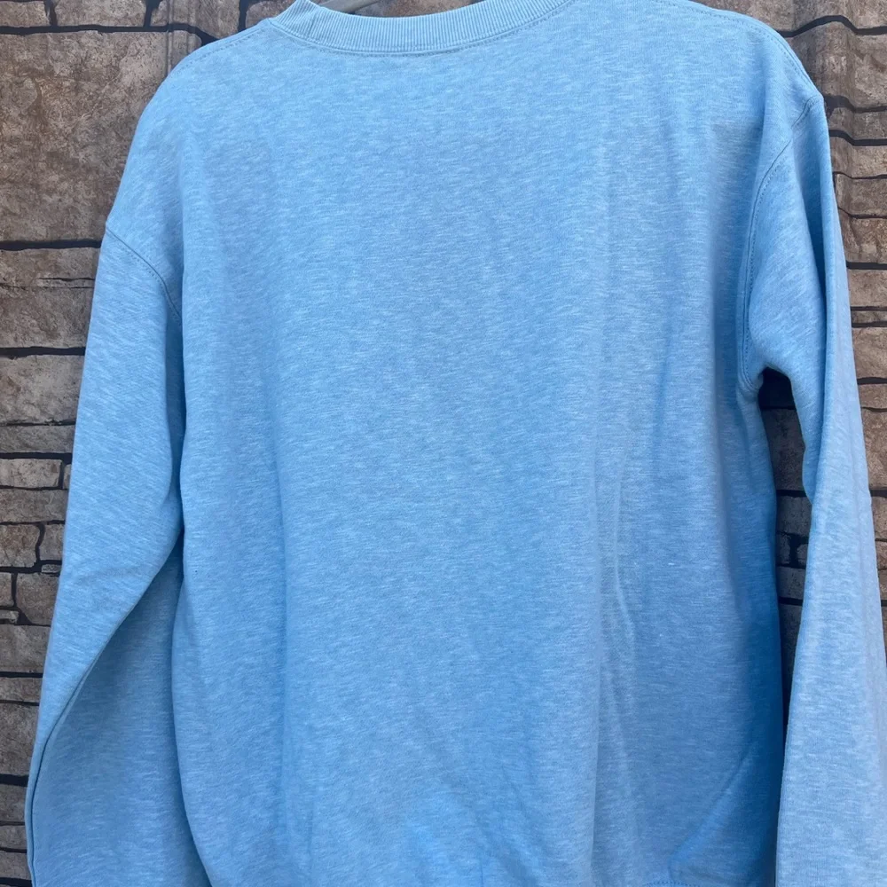 Disney parks feels good to be home crew neck. - Picture 4 of 4